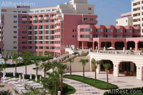 Majestic Hotel & Residence 11